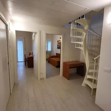 Fulgida Apartment *